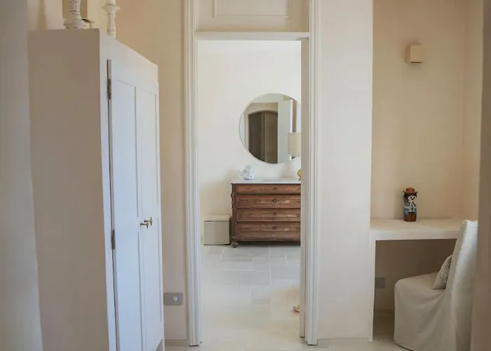 Elegant Seafront House, Direct Access - Salento *