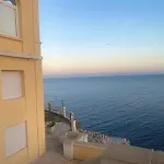 Elegant Seafront House, Direct Access - Salento