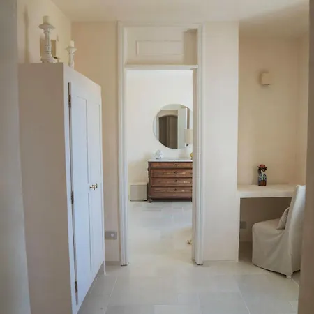 Elegant Seafront House, Direct Access - Salento *