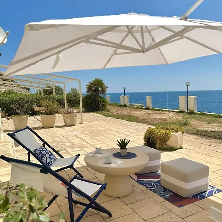 Elegant Seafront House, Direct Access - Salento Santa Cesarea Terme
