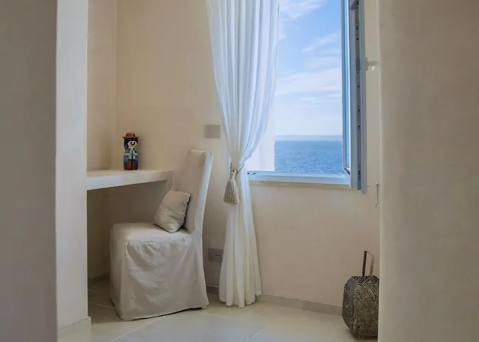 Elegant Seafront House, Direct Access - Salento Santa Cesarea Terme