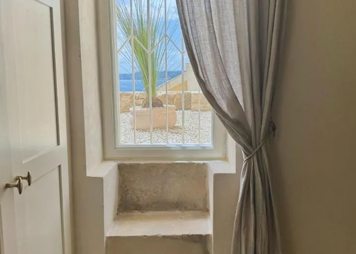 Elegant Seafront House, Direct Access - Salento Santa Cesarea Terme